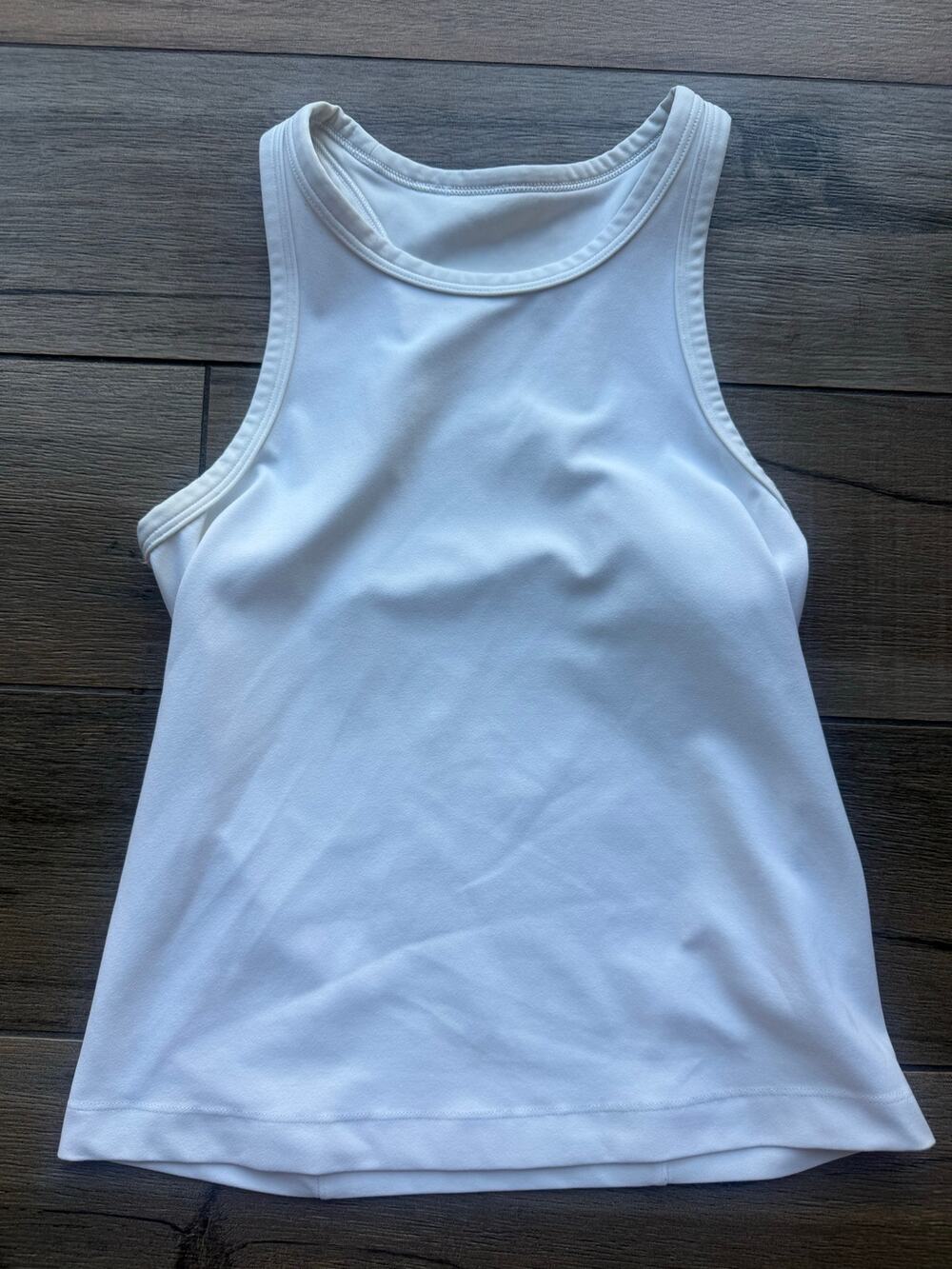 Lululemon White Racerback Tank Top Women’s Size 4 Athletic Workout
